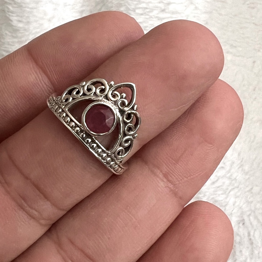 925 silver faceted‎ ruby crown ring size 8